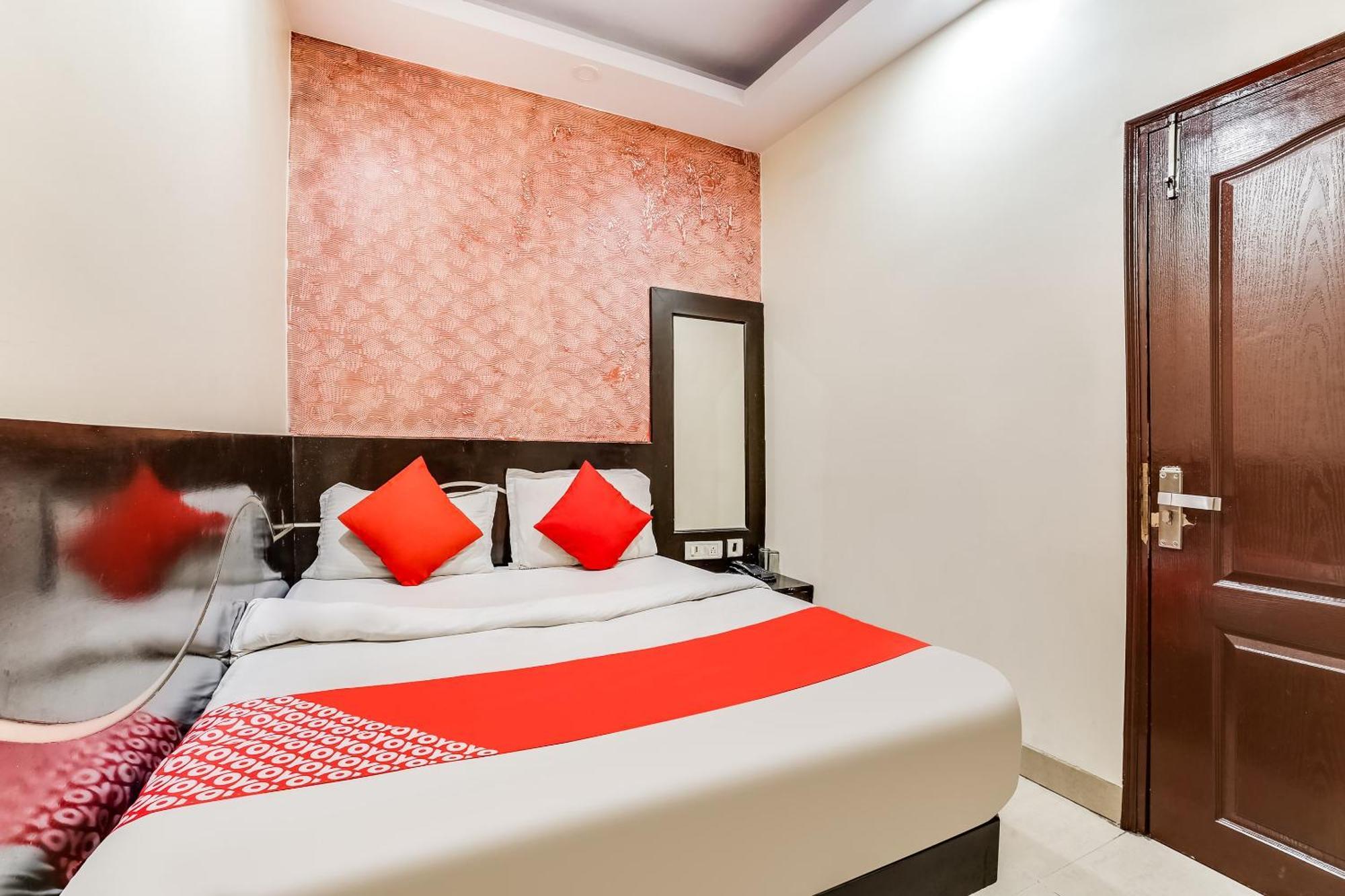 Hotel O Geetanjali Inn 3* New Delhi